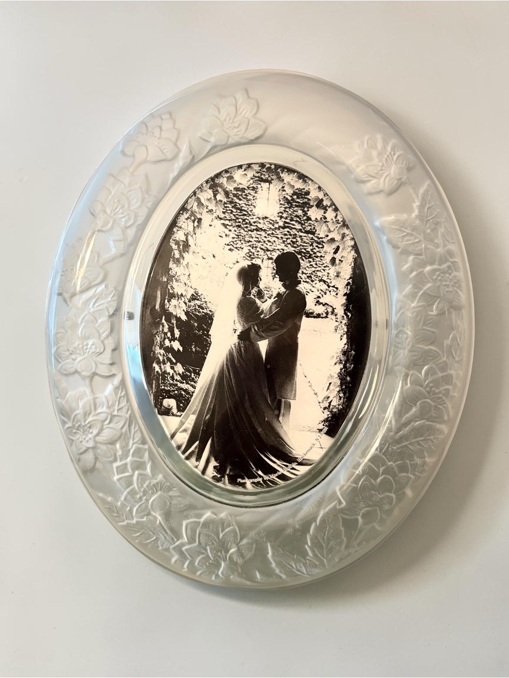 Crystal Clear Signatures Frosted Flower Photo Frame Wedding Anniversary Gift MCM
